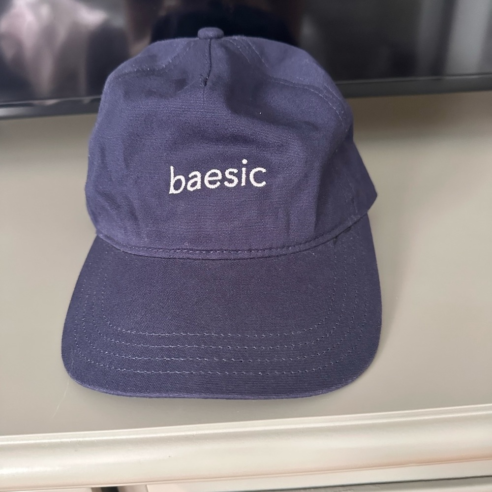 Novelty hat 🧢 with adjustable strap
